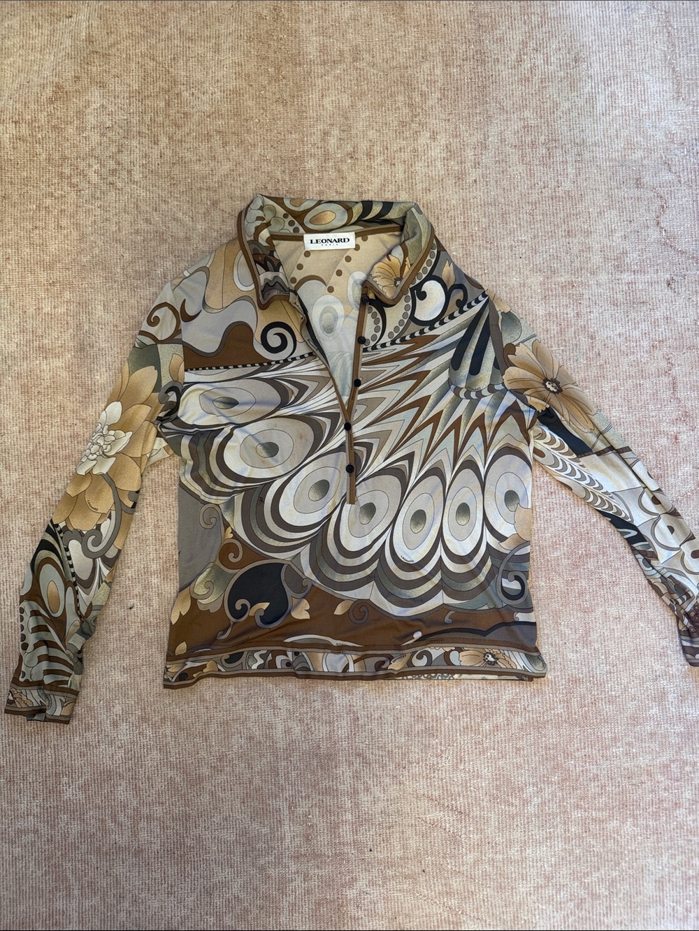 Leonard Paris Vintage 100% Silk Long Sleeve Print Top - Taupe & Cream